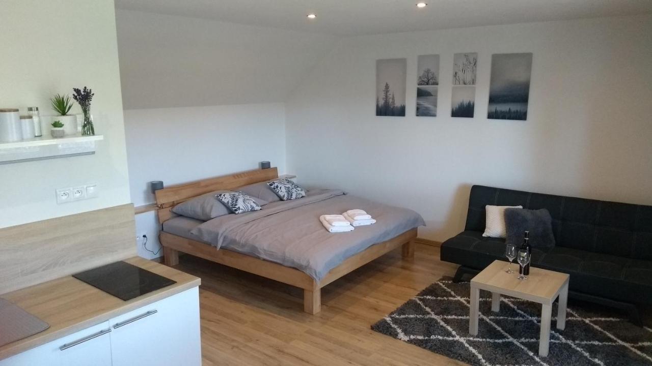 Smrečany Ademi Apartments מראה חיצוני תמונה