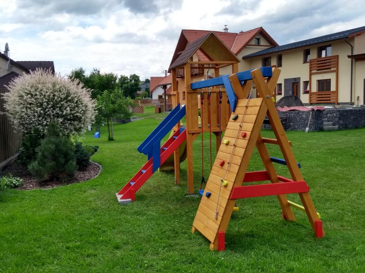 Smrečany Ademi Apartments מראה חיצוני תמונה